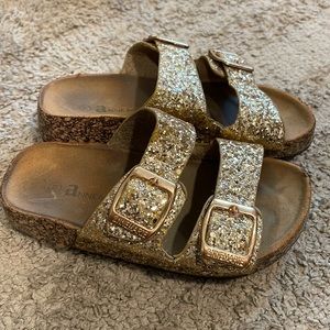 Girls sandals